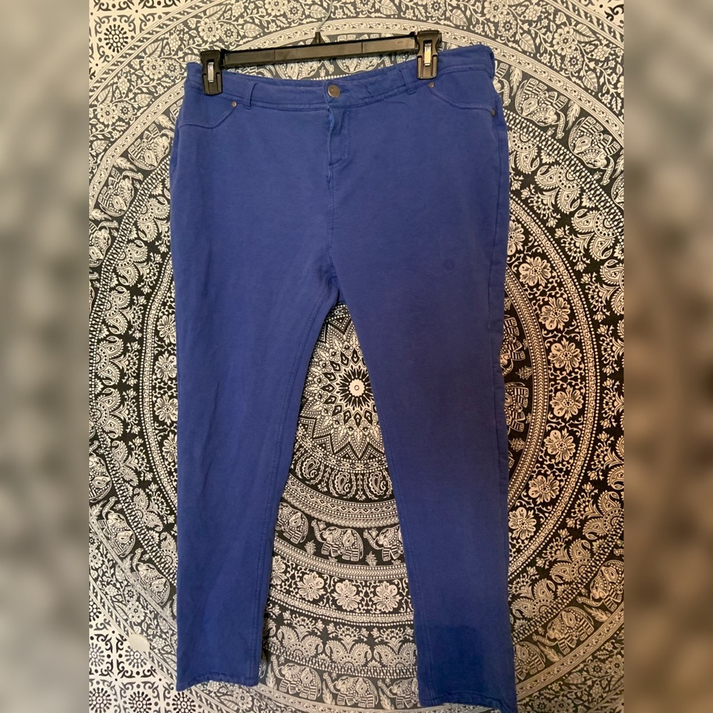 Blue skinny jeans
